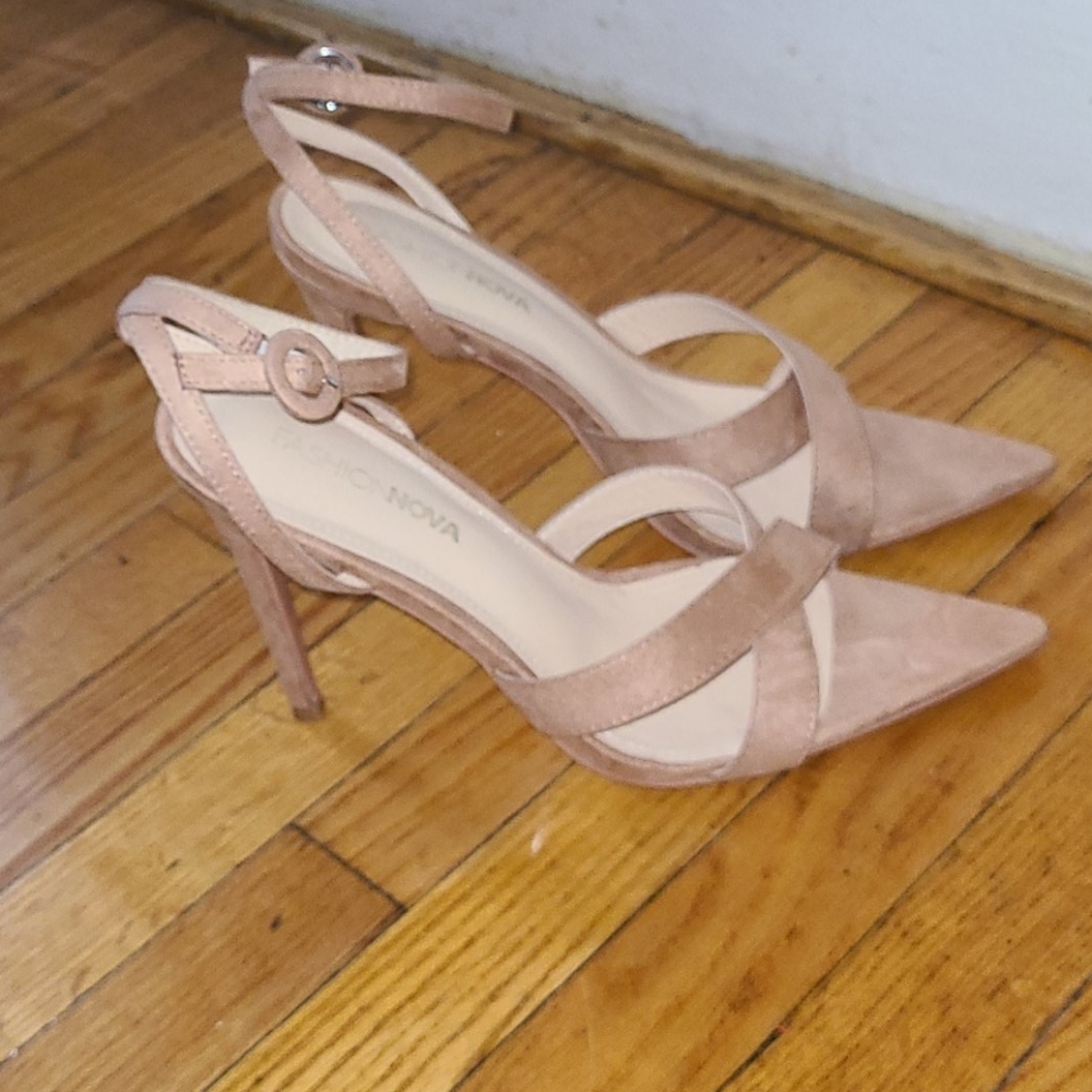 Shoes - Picture 3 of 5